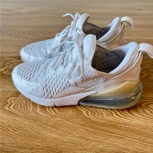 White Air Max 270 Sneakers Women’s 6.5 men’s 5
